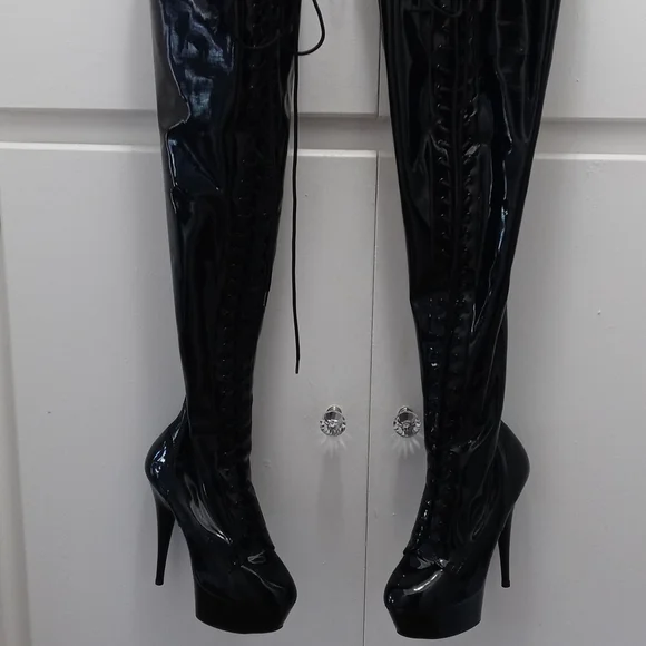 Poshmark thigh high hot sale boots
